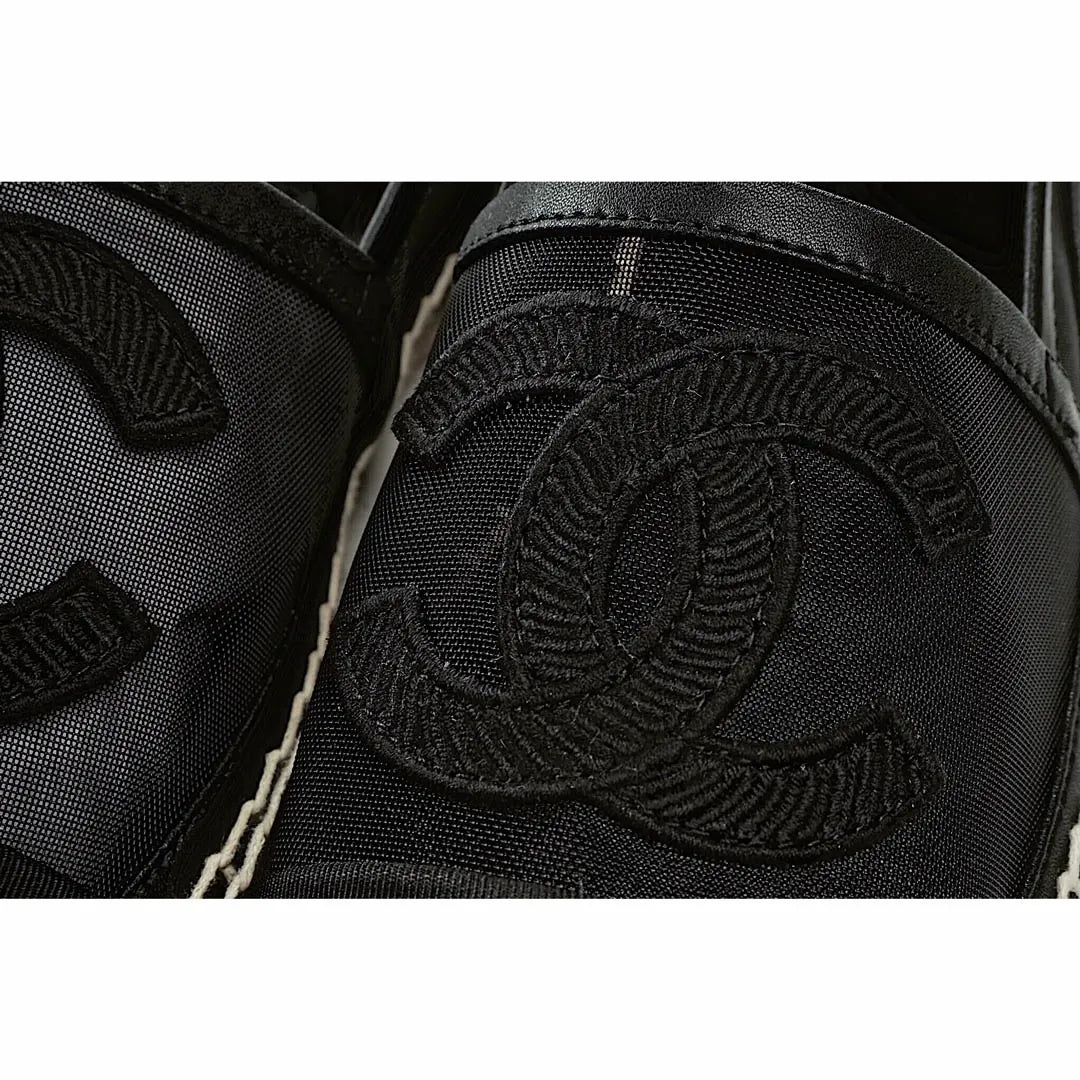 CHANEL ESPADRILLES black