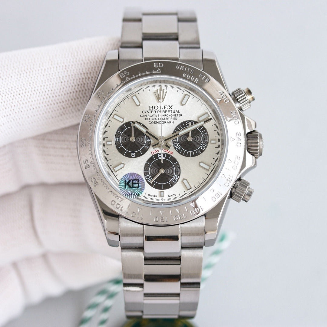 Rolex Oyster Perpetual Cosmograph Daytona with White Dial