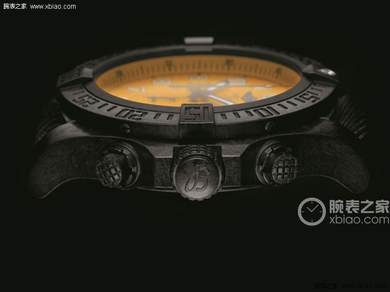 Breitling Avenger Hurricane Automatic Chronograph | Breitlight Case & Textile Strap