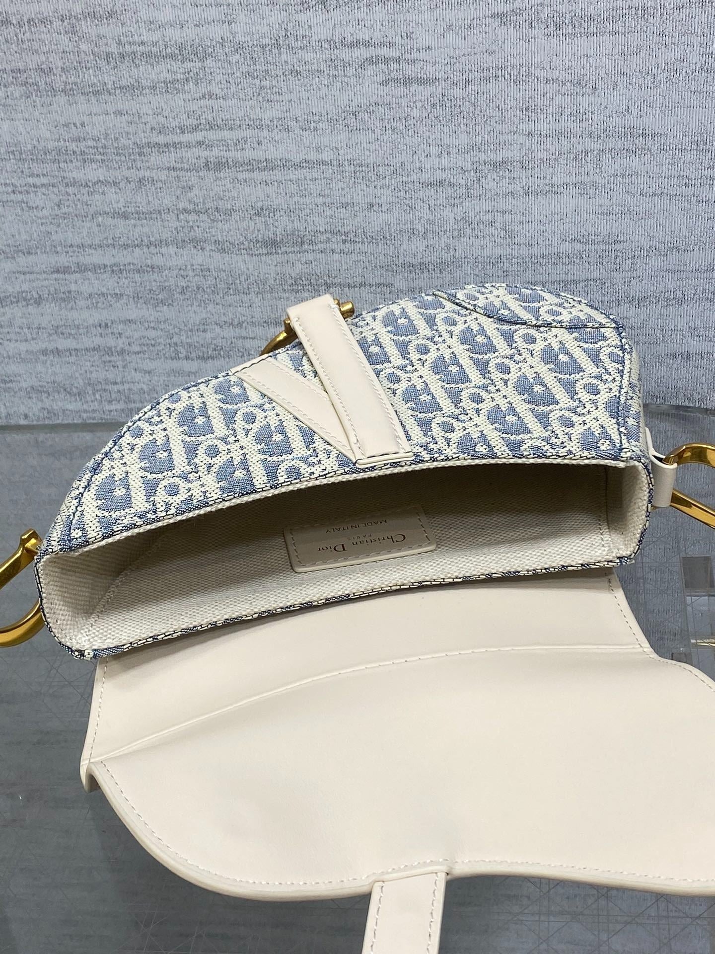 Christian Dior Saddle Bag 19.5cm | Sky Blue Raffia Oblique