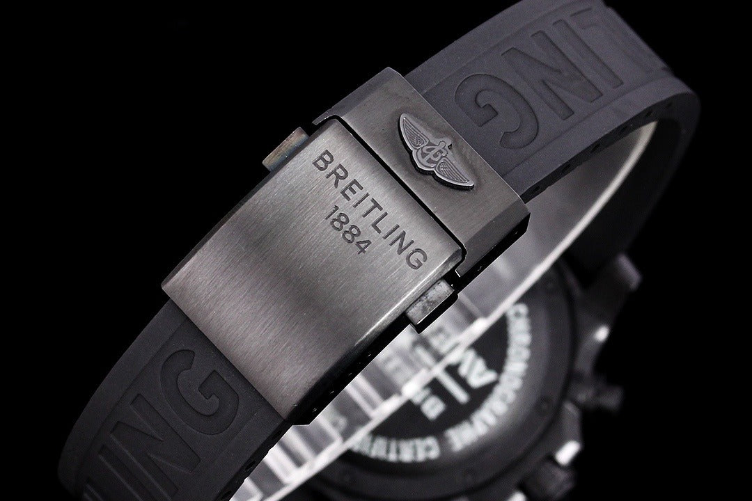 Breitling Avenger Hurricane Automatic Chronograph | All-Black Breitlight