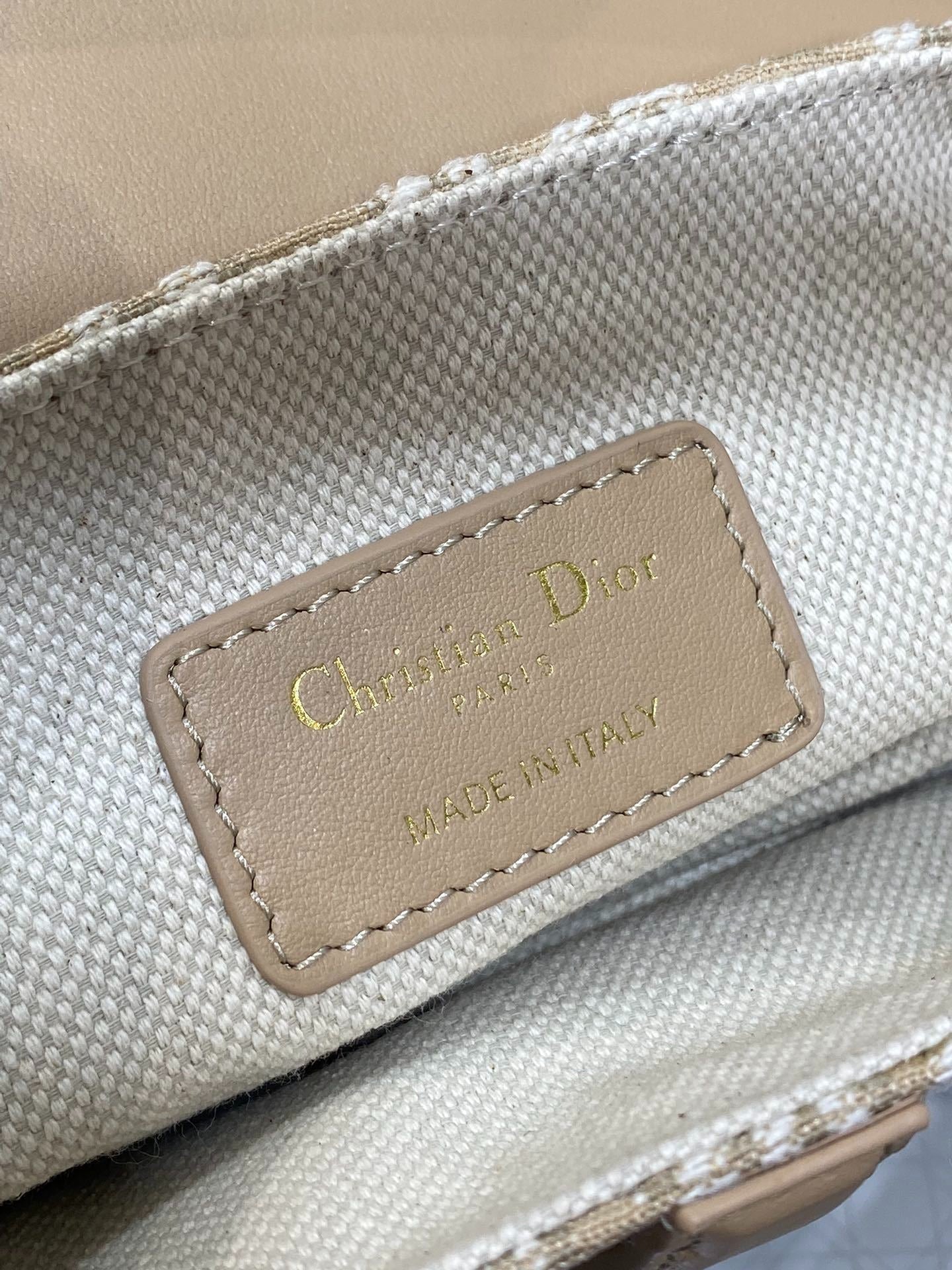 Christian Dior Saddle Bag 21cm | Natural Tone Stone Wash Denim Oblique