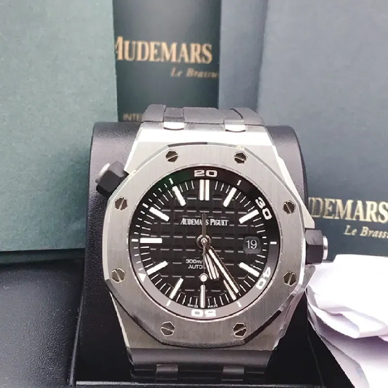 ROYAL OAK OFFSHORE DIVER Ref. 15710ST.OO.A002CA.01