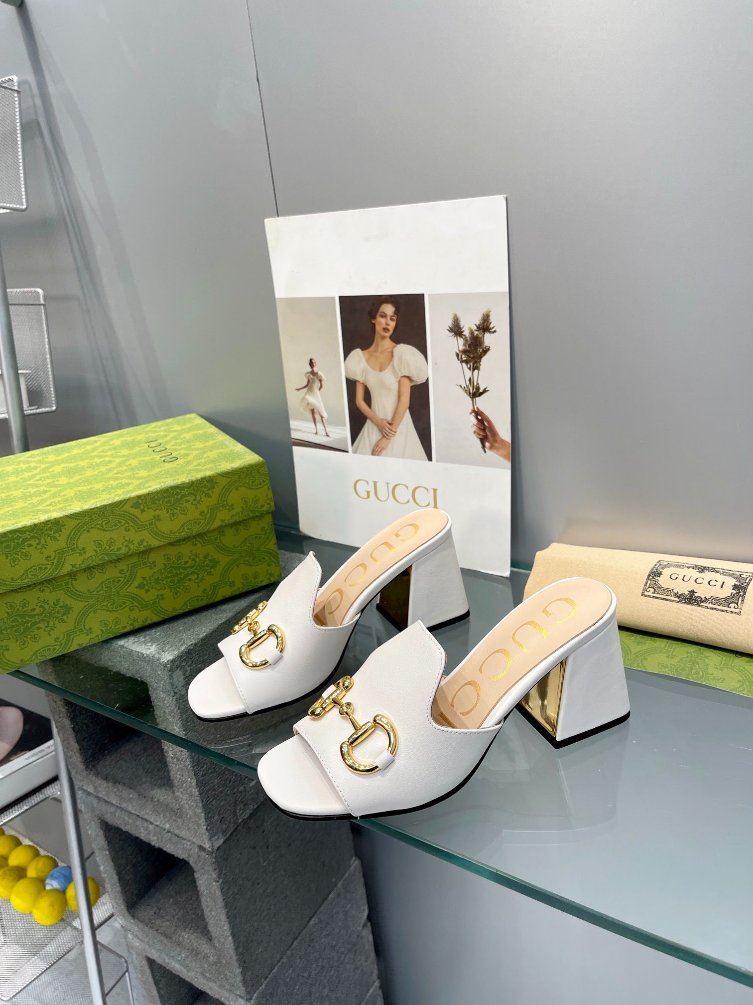 Gucci White Leather Horsebit Block Heel Mules