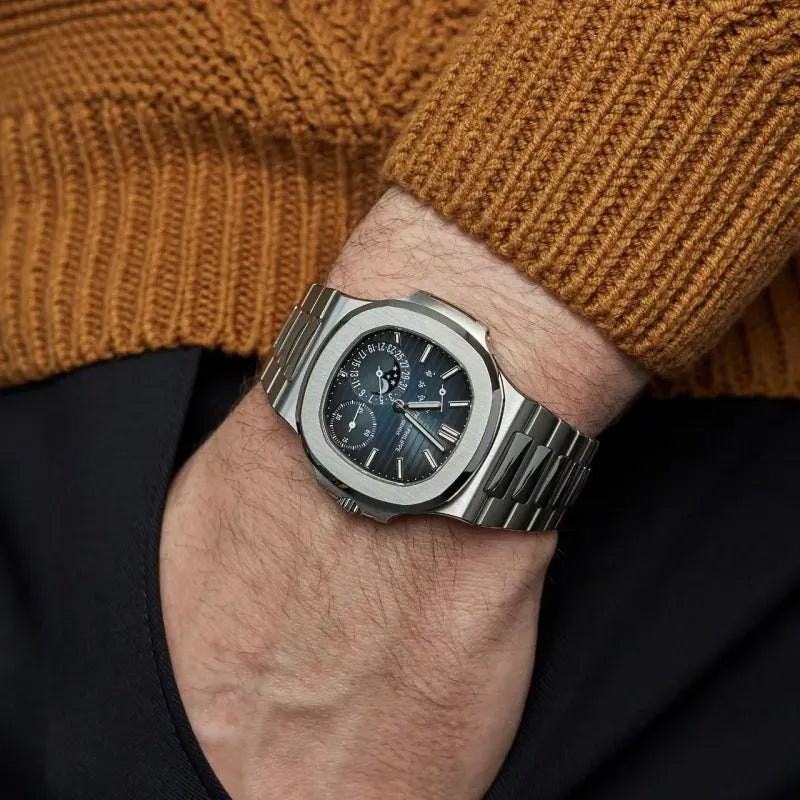 5712/1A PATEK PHILIPPE- NAUTILUS