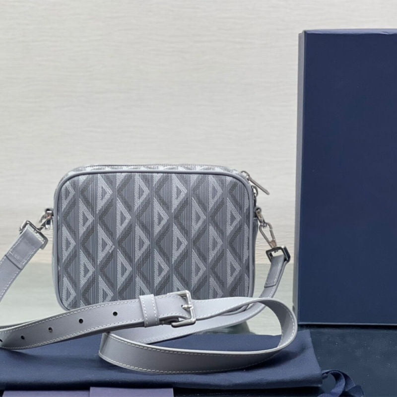 DIOR HIT THE ROAD MESSENGER POUCH