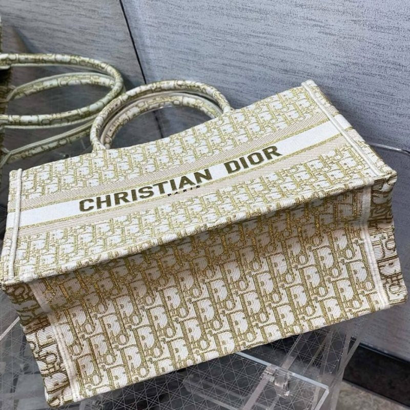 Medium Dior Book Tot