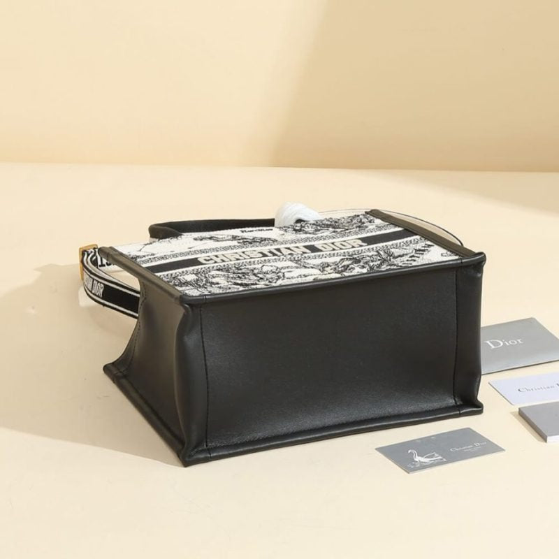 Medium Dior Book Tote