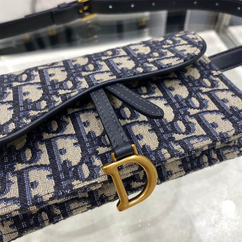 SADDLE BELT POUCH