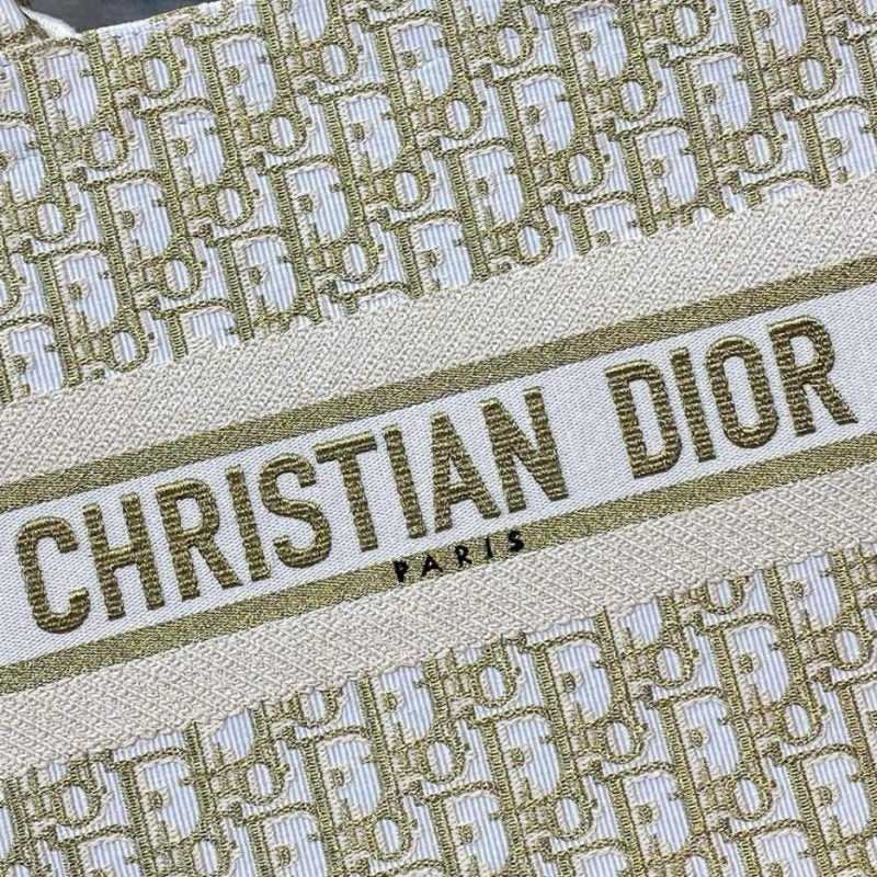 Medium Dior Book Tot