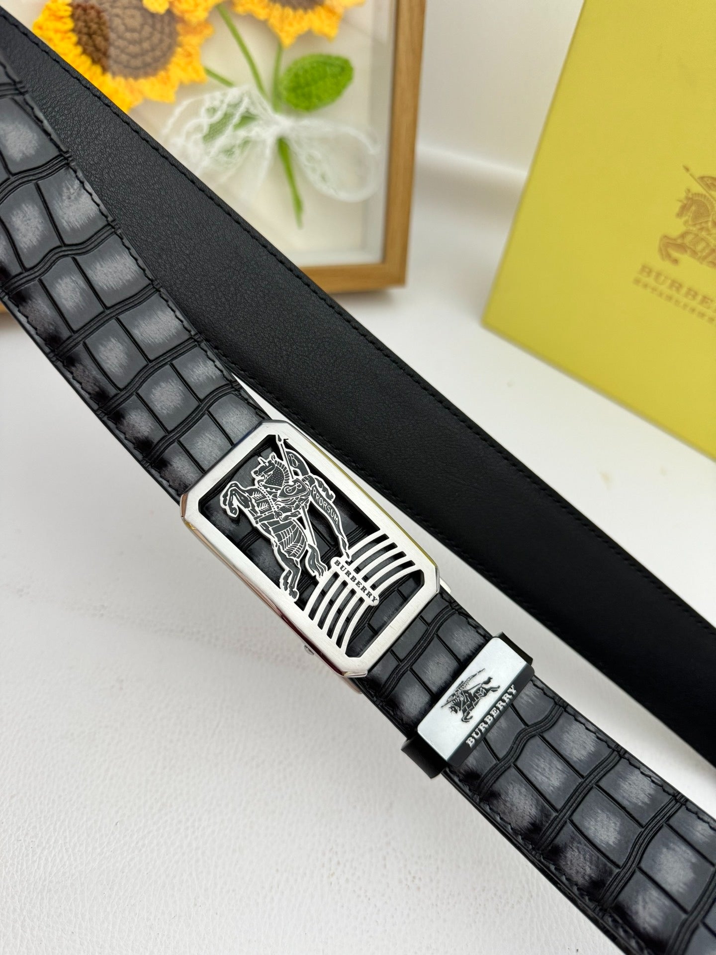 Luxury Style Embossed Leather Belts - Black & Brown Accents