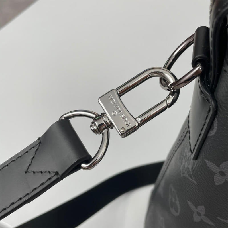 BRIEFCASE EXPLORER