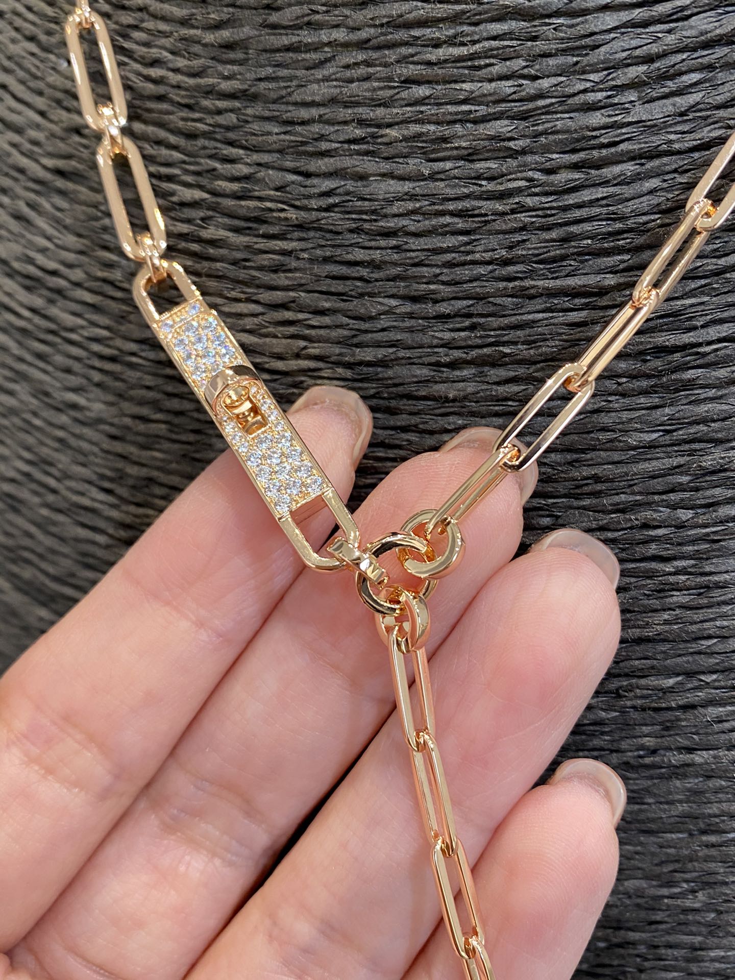 HM KELLY CHAINE CHOKER DROP NECKLACE