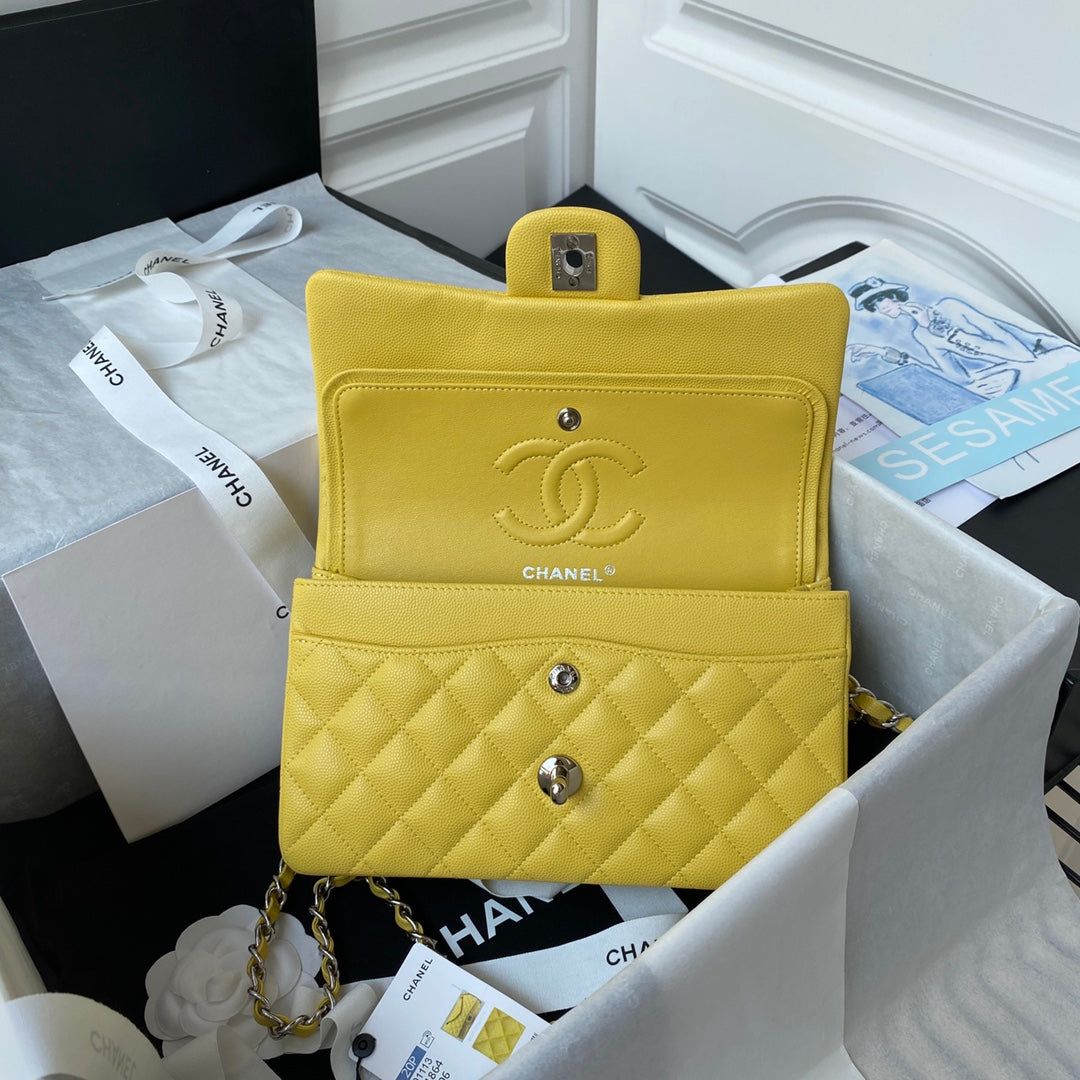 Medium Classic Flap Bag 23cm Yellow Caviar Silver Hardware
